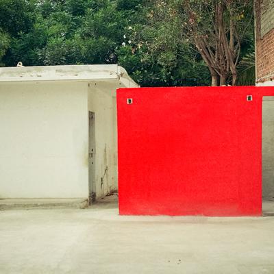 Red wall